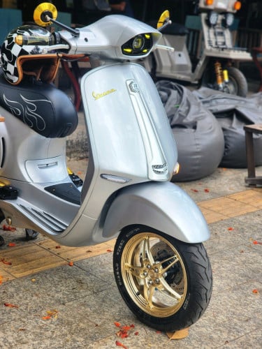 Vespa 2024 155cc fully custom