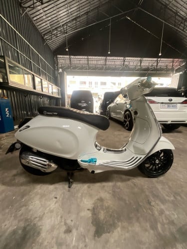 Vespa Sprint 2023 ABS 155cc Full tax