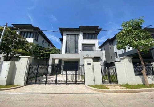 Villa for rent at Chipmong 6A