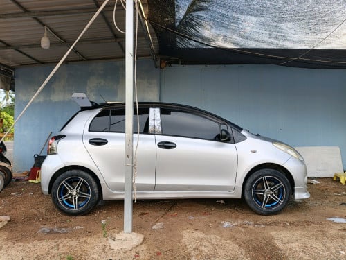 Vitz 2005 up RS Smart Key 2 គ្រាប់