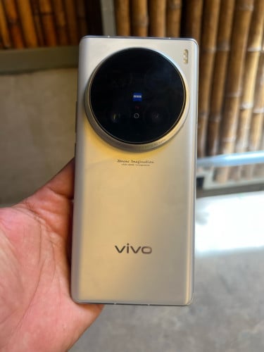 Vivo X100Ultra
