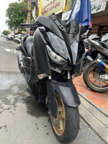 XMAX 250