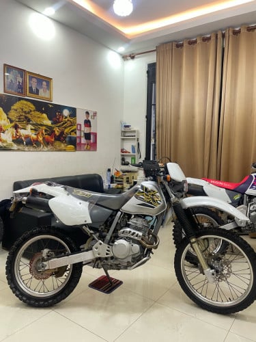 XR250 ឆ្នាំ1999 មានពន្ធត្រឹមត្រូវស្លាកលេខកាតគ្រីលក់2XXX$ស្ដើងបងៗ 💥❤️📥 Telegram 093774441 012774441