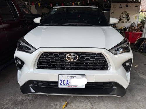 Yaris Cross ថ្មី99%
