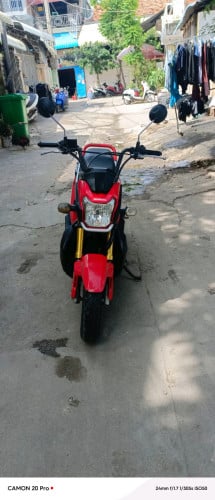 zoomer 018 លក់ធូៗ