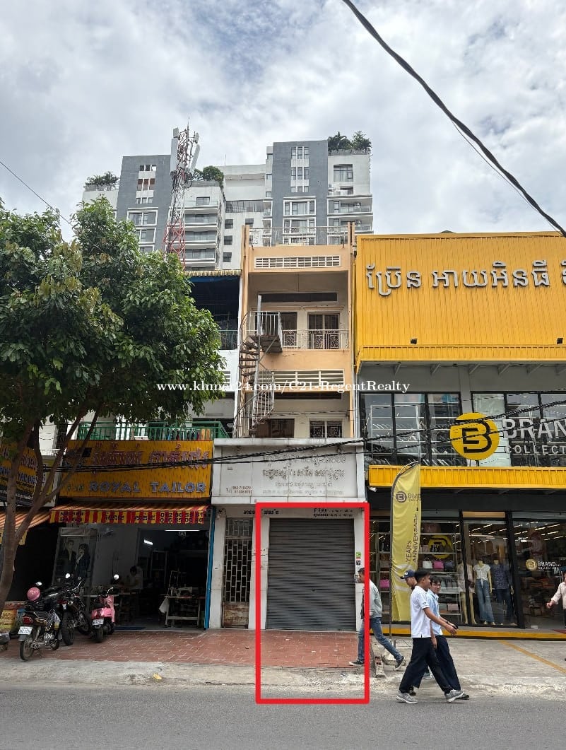 Shophouse for rent in BKK1