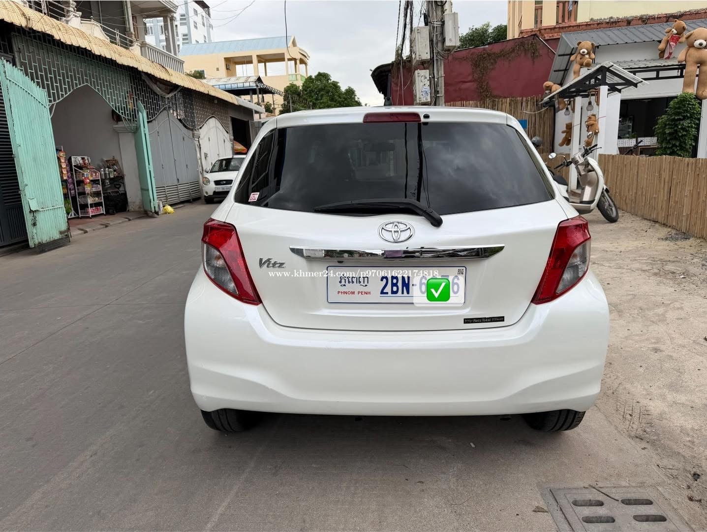 Toyota Vitz 2012 Smart key Full