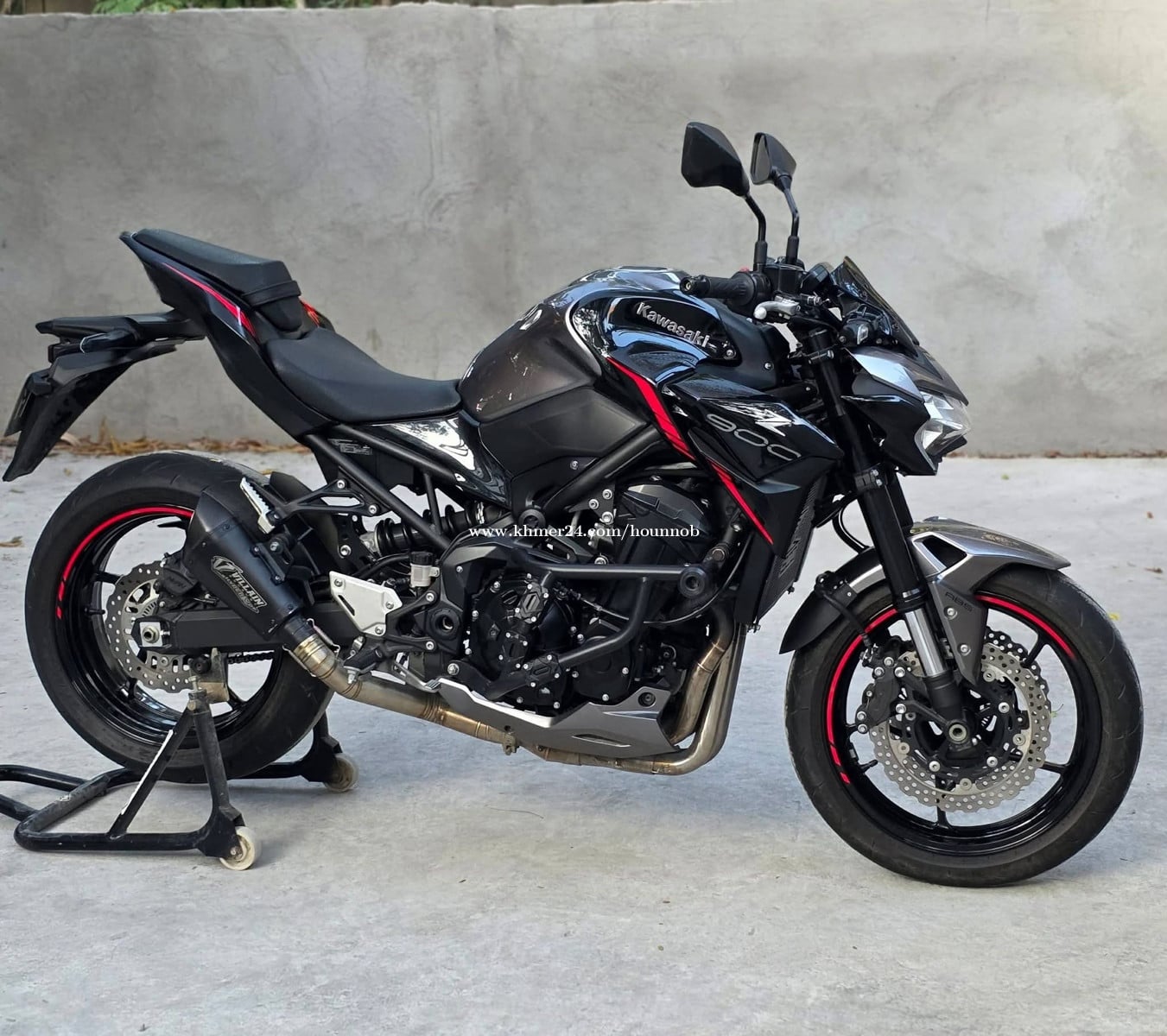 លក់5700$ឆ្នាំ2024 2000kl