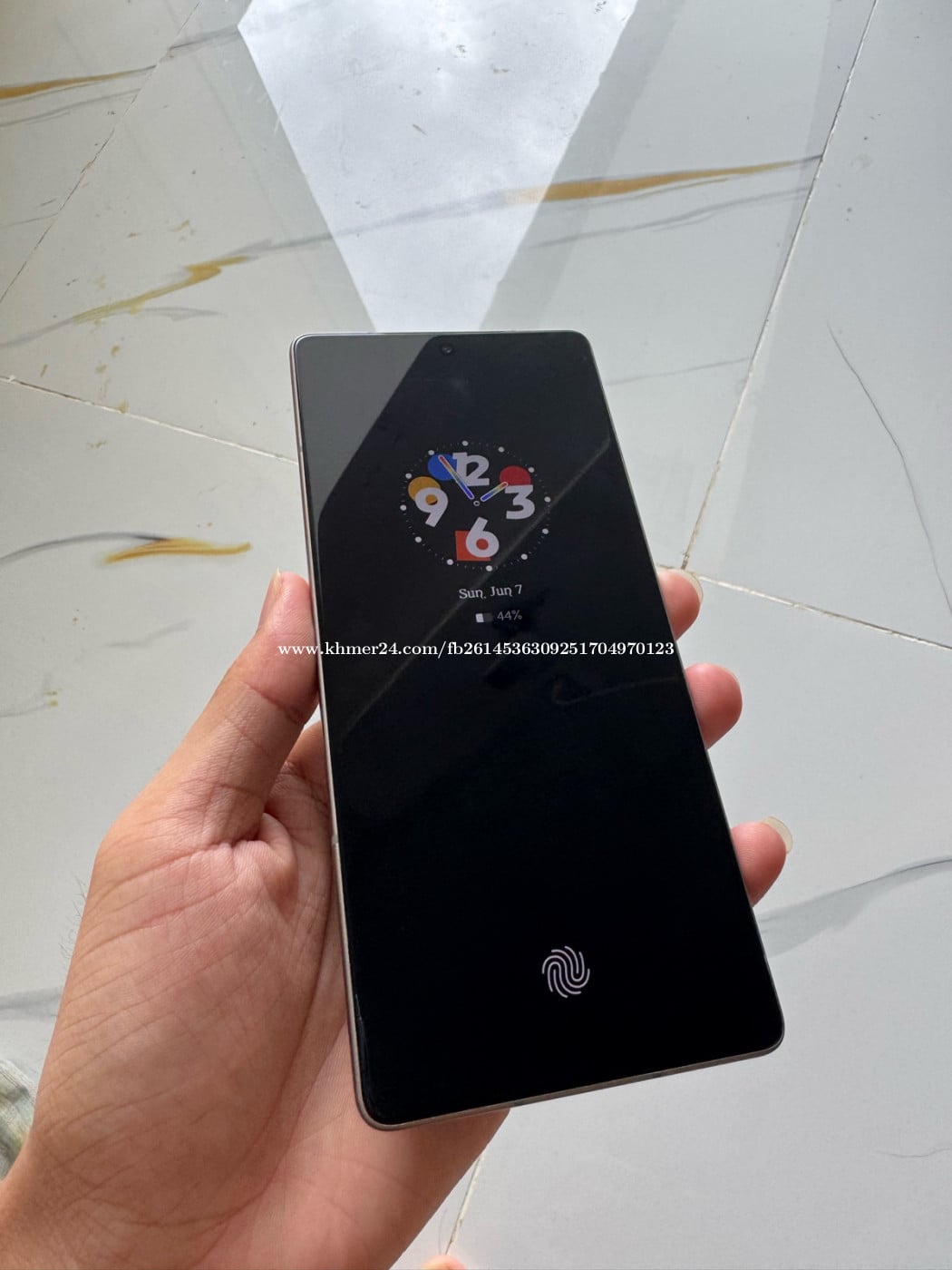 នៅស្អាត99% មានឆ្នាំង មានcase អាចមកមើលបានដល់កន្លែង