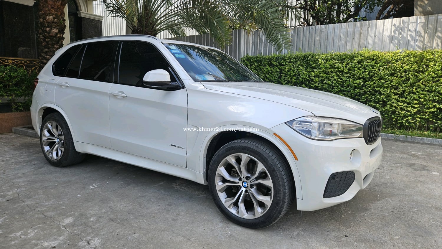 លក់ BMW X5 ឆ្នាំ2014 ម៉ាស៊ូត