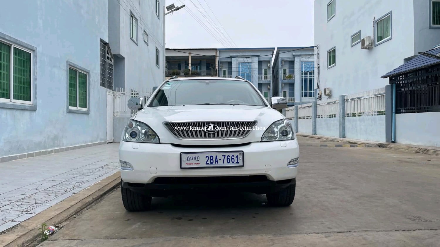 ឡានលក់ RX330