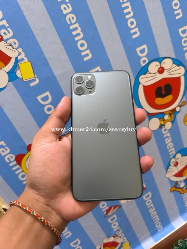 11promax 64Gសាណុំម ដូរថ្មរួច165$