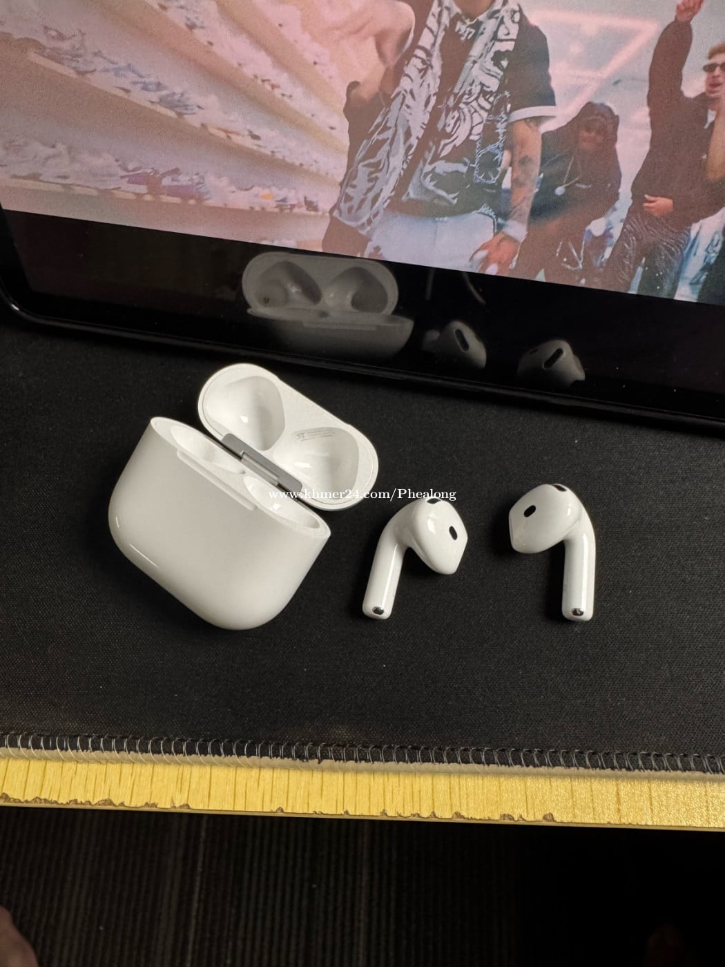 Airpods 4 ANC
