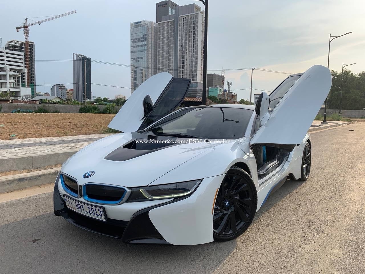 BMW I8 2015 ម្ចាស់ដេីម