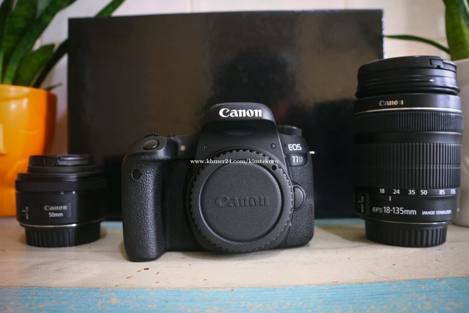 Canon 77D + lense 18-135mm