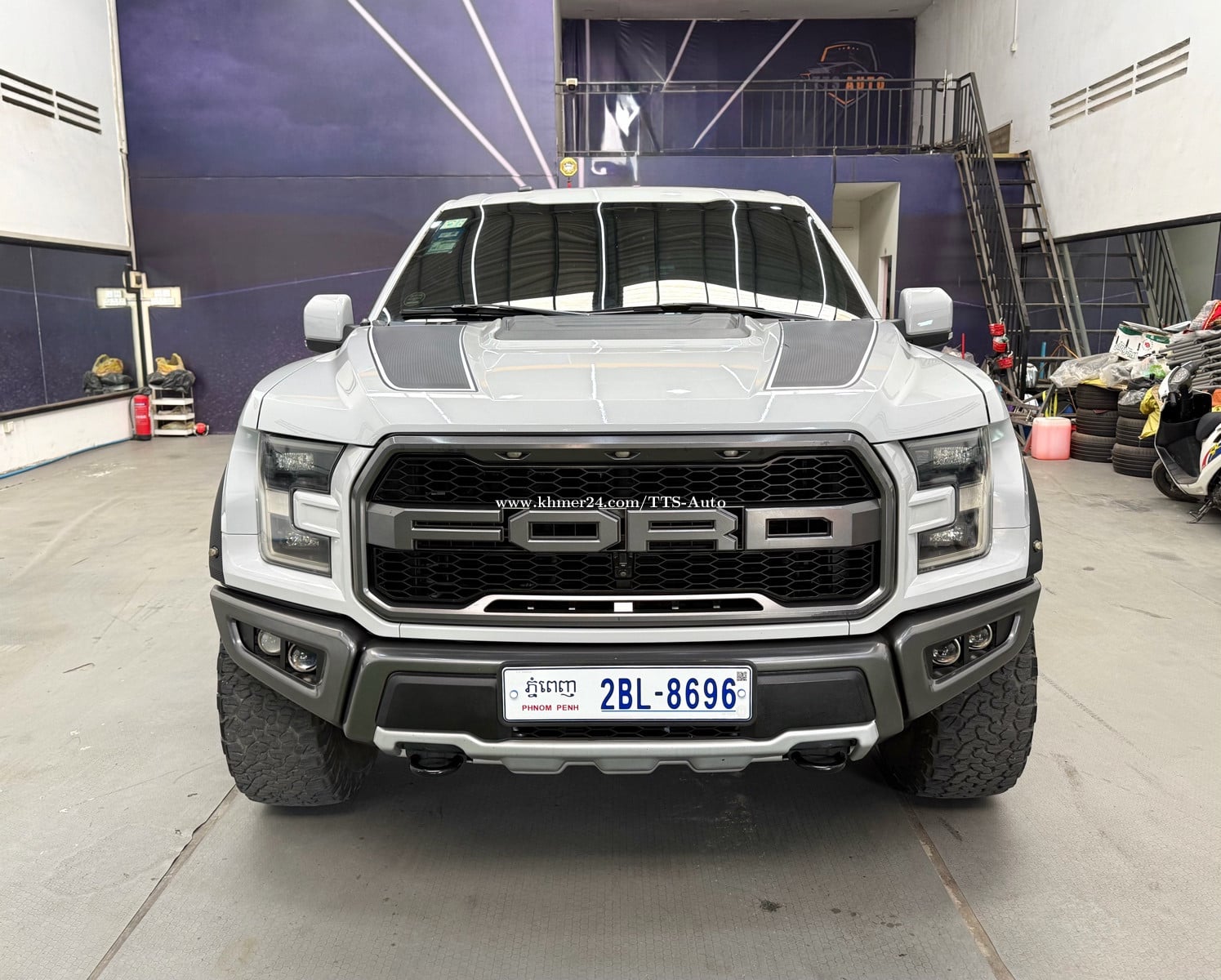 Ford Raptor F150 2017 USA Full option ហ្សុីនមួយជុំ