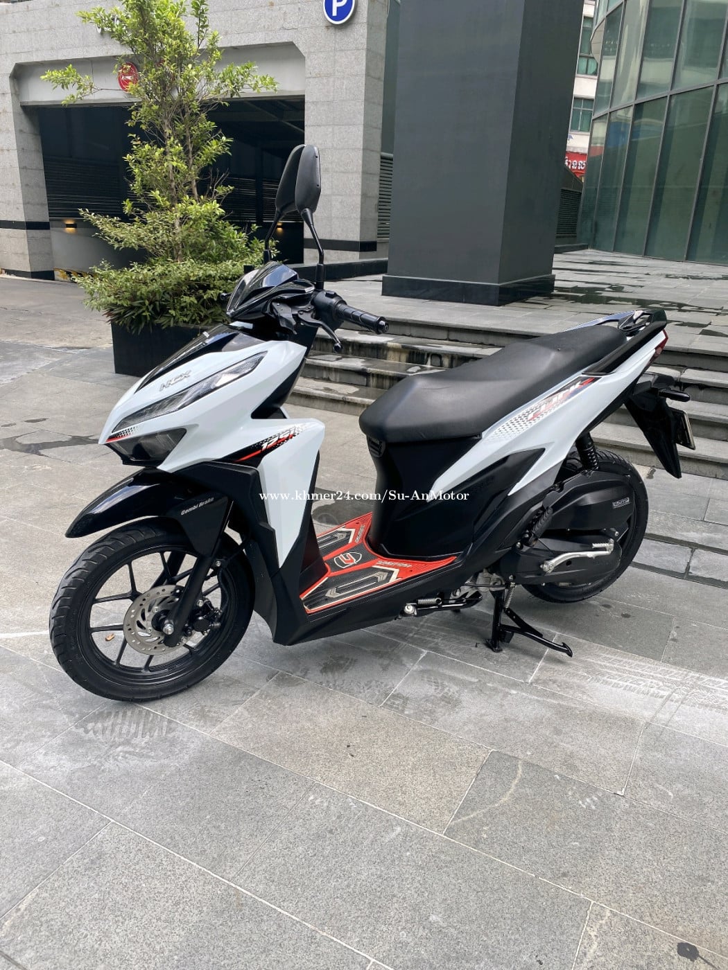 Honda click 2021