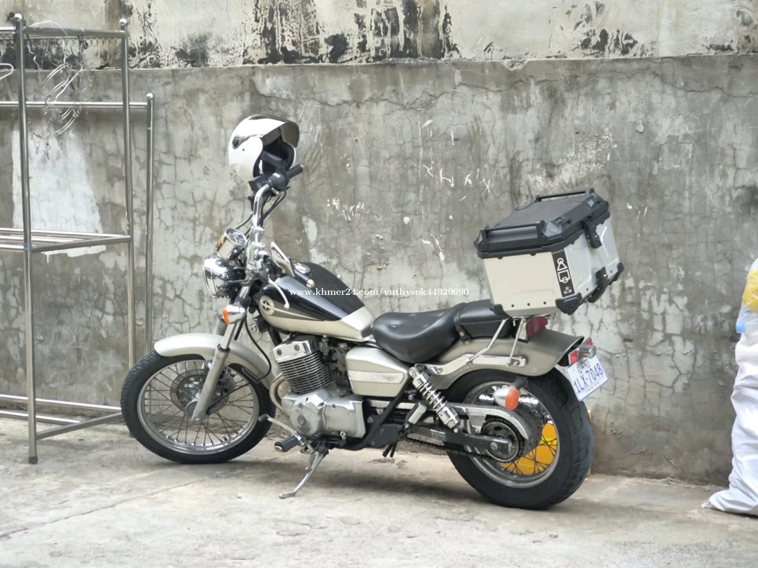 Honda Rebel 1994 ពណ៌ទឹកប្រាក់+ខ្មៅ