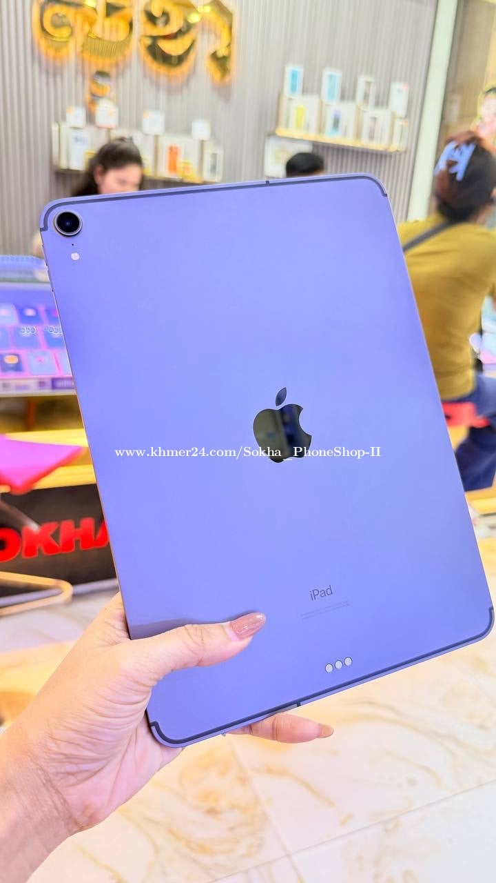 iPad 11” 2018 256G Sim+wifi 395$