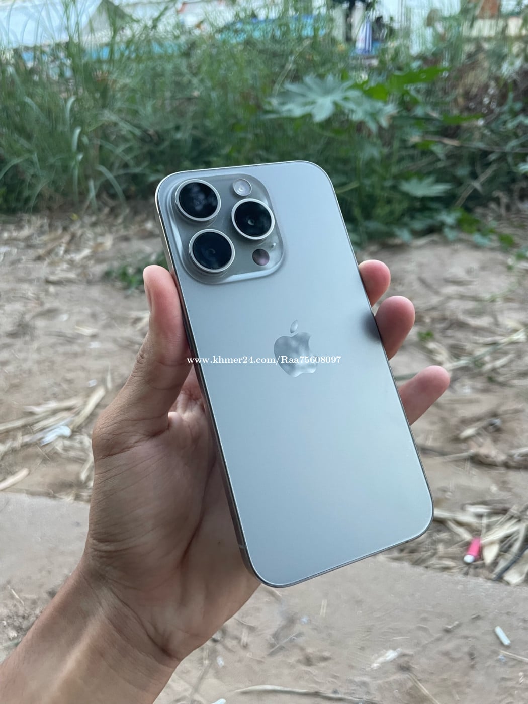 iPhone 15pro ZA 256g សាណុំ zin all នៅស្អាត់98%