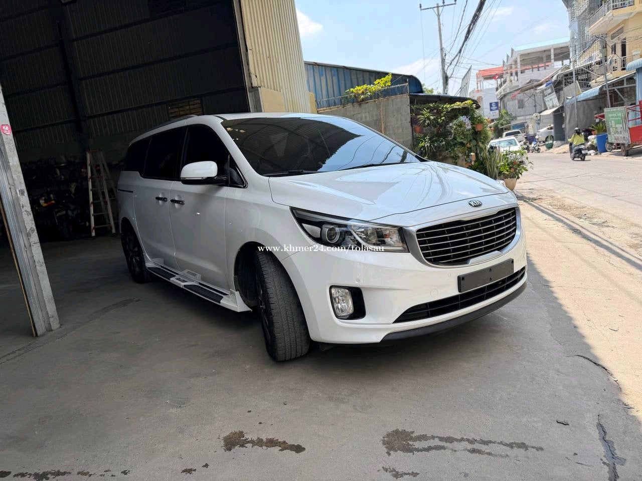 Kia Carnival 2015full option