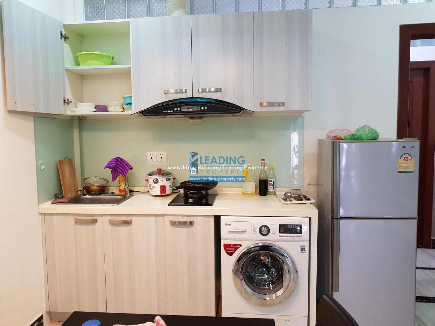 N620 | Nice Western Apartment 1 Bed Unit For Rent Near Boeng Trabek Market