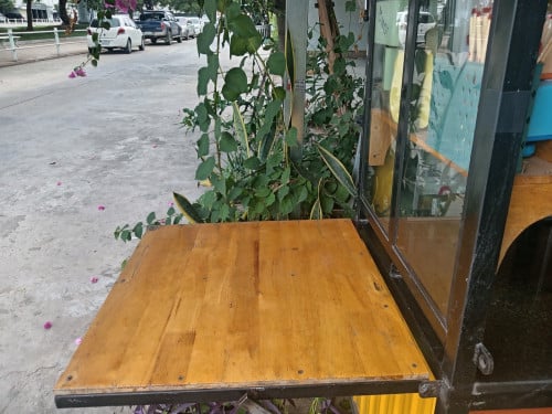 ទូសំរាប់លក់កាហ្វេនិងបាយ