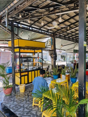 ទូសំរាប់លក់កាហ្វេនិងបាយ