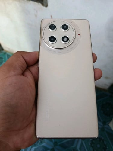 ប្រញាប់លុយ