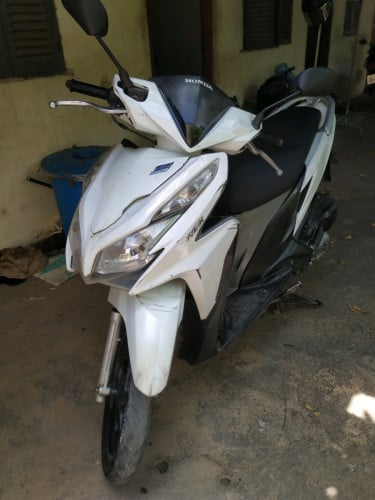 ម៉ូតូលក់