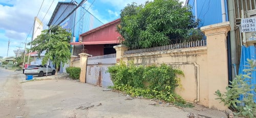ឃ្លាំងជួល នៅឃ្មួញសែនសុខ!