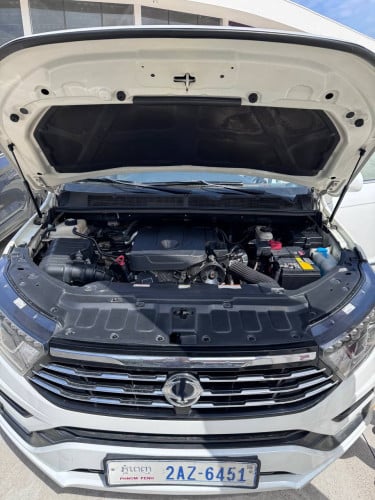 ឡានSsangYong Stavic2019 នៅស្អាតលក់ប្រញាប់ម្ចាស់ប្រើផ្ទាល់(តំលៃចរចាបាន)077730339 /016648811