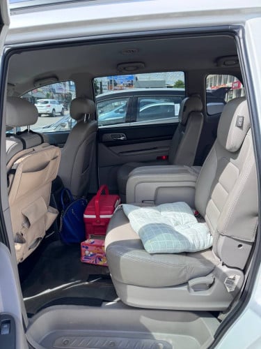 ឡានSsangYong Stavic2019 នៅស្អាតលក់ប្រញាប់ម្ចាស់ប្រើផ្ទាល់(តំលៃចរចាបាន)077730339 /016648811