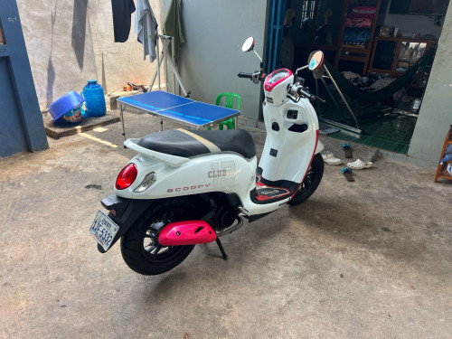 ម៉ូតូលក់