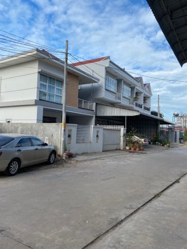 ផ្ទះសម្រាប់ជួល ភូមិអូរ៣ សង្កាត់៤