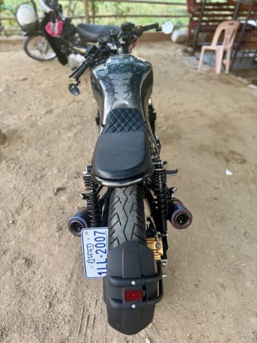 ម៉ូតូលក់