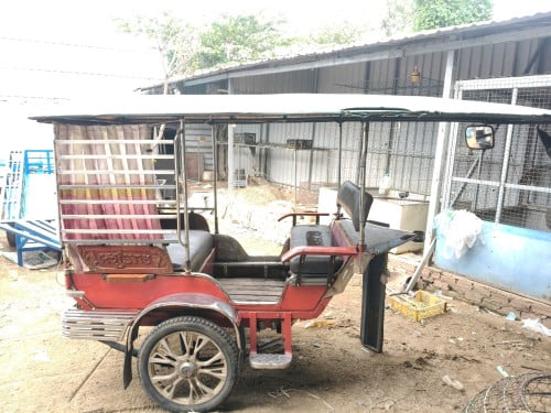 លក់កន្ទុយកង់បីខ្មែរ