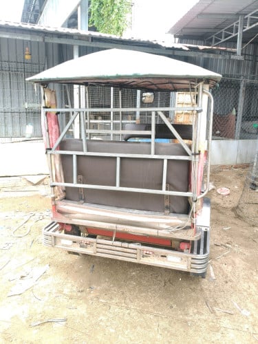 លក់កន្ទុយកង់បីខ្មែរ