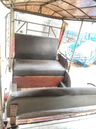 លក់កន្ទុយកង់បីខ្មែរ