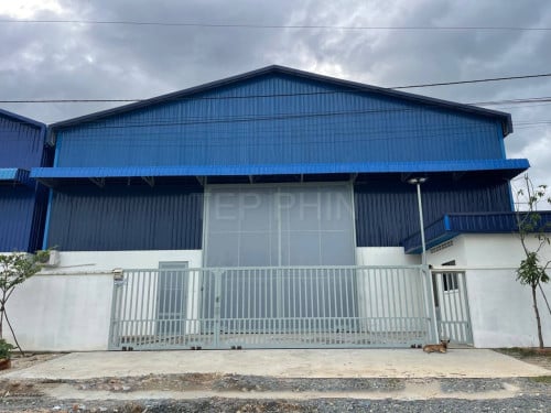 ឃ្លាំងសំរាប់ជួលនៅដង្កោ