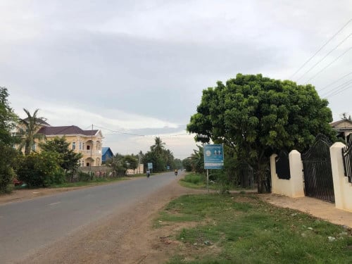 ដីលក់ប្លង់ល្អវីឡា ធូរខ្លាំង18x48m:864m2