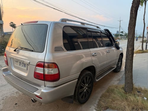 ឡានលក់បន្ទាន់