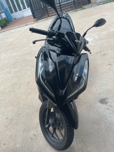 លក់ម៉ូតូតំលៃថោកជាងទីផ្សារនៅស្អាត់ជិះផ្ទាល់ខ្លួនបើលចំណាប់អារម្មណ៍ទាក់ទង់មក