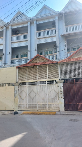 ផ្ទះជួល នៅជិតវត្តសន្សំកុសល បំពាក់សម្ភារៈរួចជាស្រេចសាកសមសម្រាប់បើកការិយាល័យ អាជីវកម្មតូចៗ ឬ លក់ដូរ