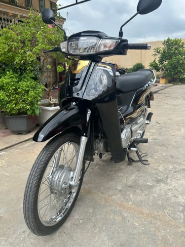 លក់សង់025 តម្លៃ 1860$ មានកាតគ្រី