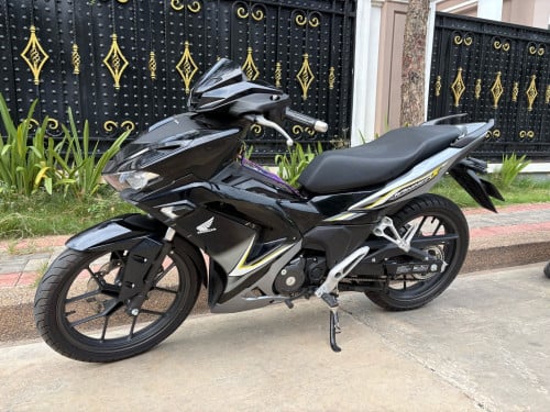 ម៉ូតូលក់025 មានលេខអត់❤️