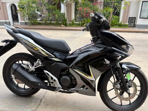 ម៉ូតូលក់025 មានលេខអត់❤️