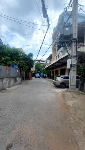 ផ្ទះជួល ជាន់ទី 1 តម្លៃសមរម្យ សាកសមសម្រាប់បុគ្គលិកធ្វើការ ឬ និស្សិត