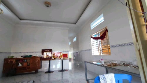 ផ្ទះលក់ តម្លៃ 19មុឺន ចរចា មានបន្ទប់ជួល 10បន្ទប់ សាច់ដី 10x67m