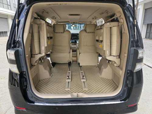 ម្ចាស់ដើមផ្ទាល់ ឆ្នាំ 2011 Up 2015 Alphard